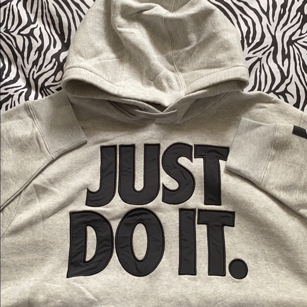 Men’s Nike XL Pullover Hoodie
